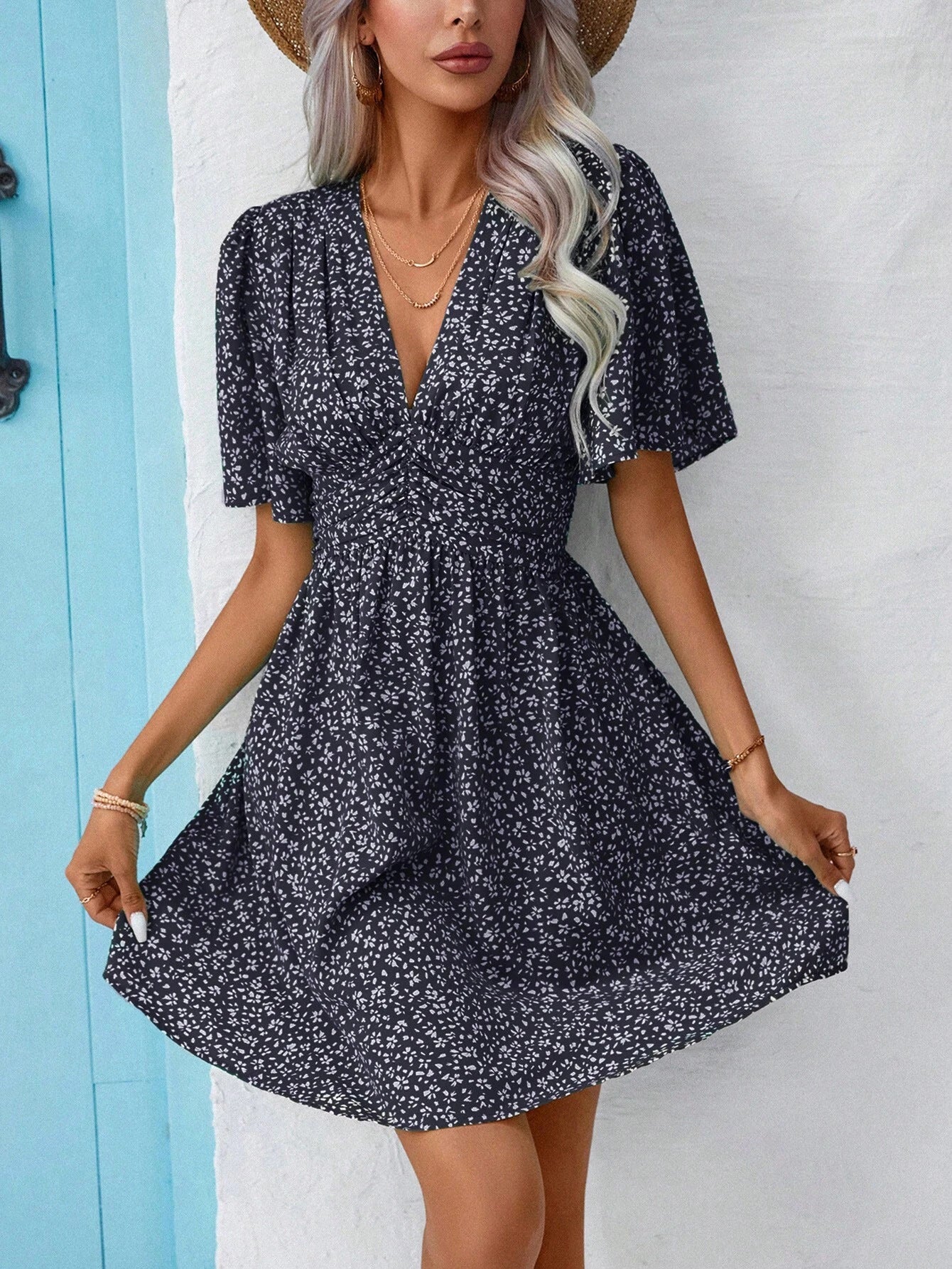BROOKE | Women´s beautiful v-neck dress
