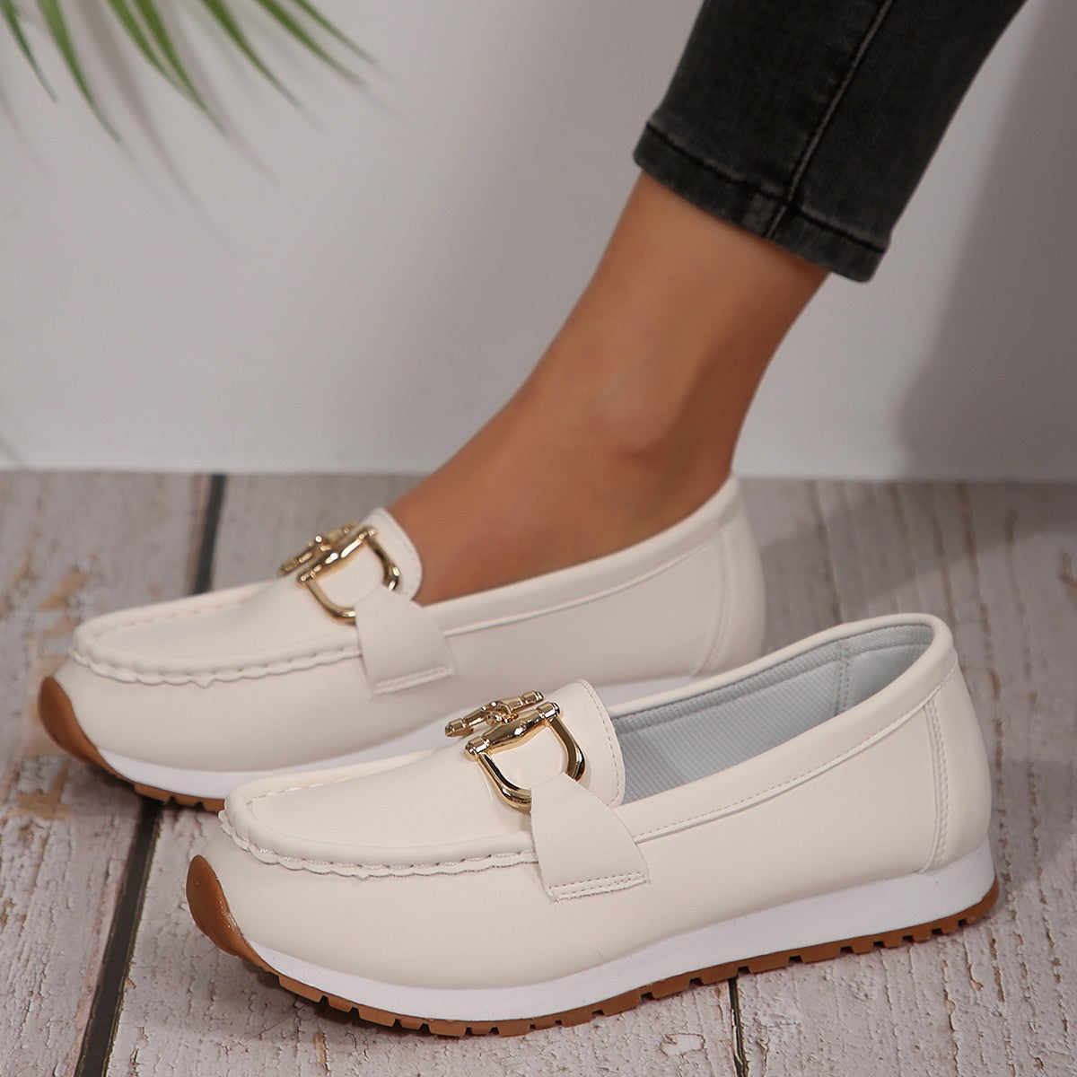 ARTHA | Women´s thick soled sports loafers