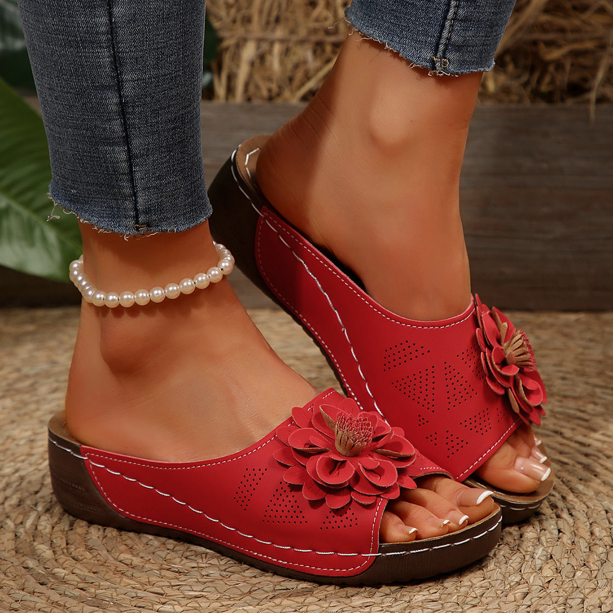 OLIVIA | Women´s elegant sandals with flower design